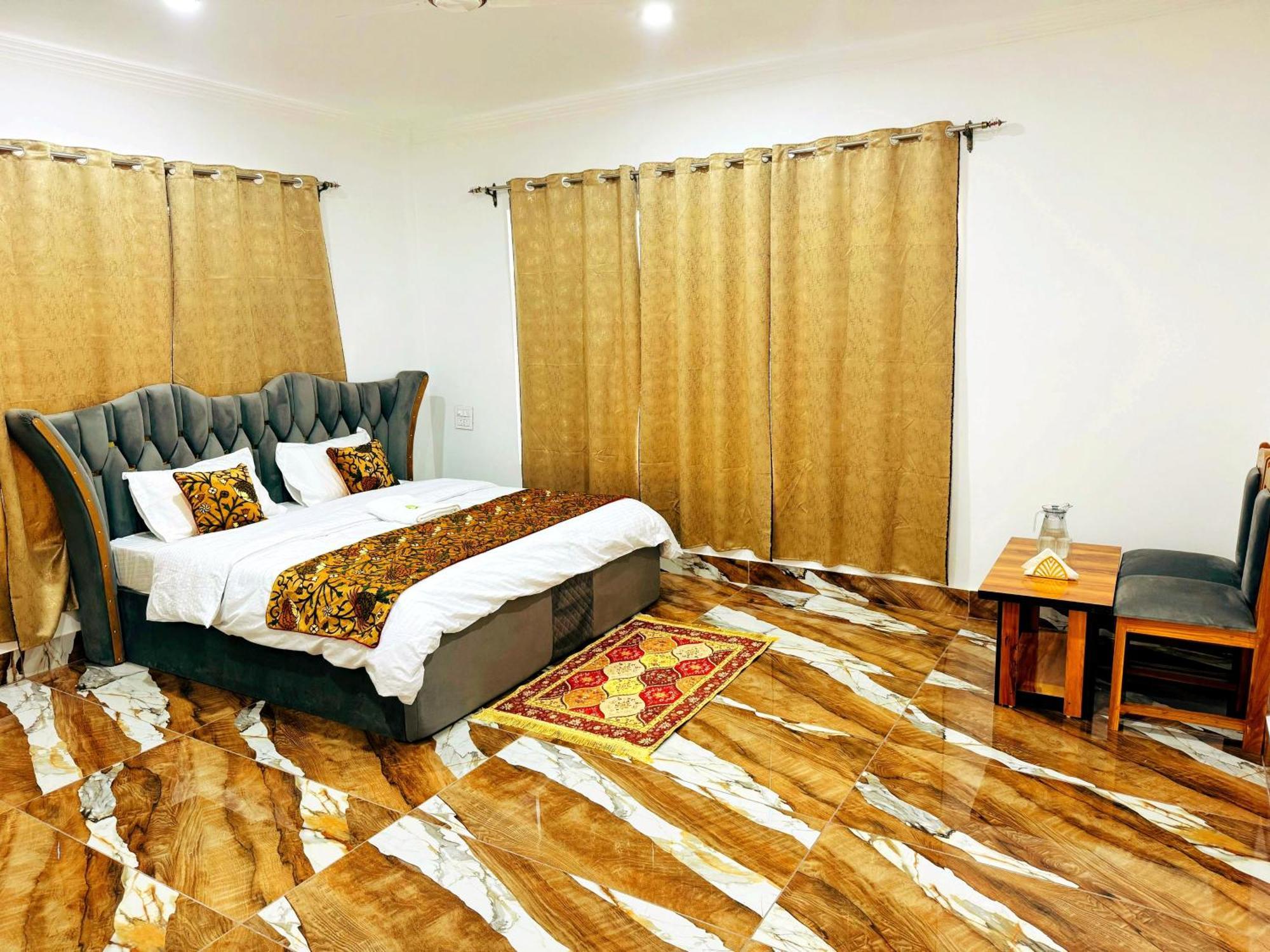 Homestay Abaad Heritage Srinagar (Jammu and Kashmir)